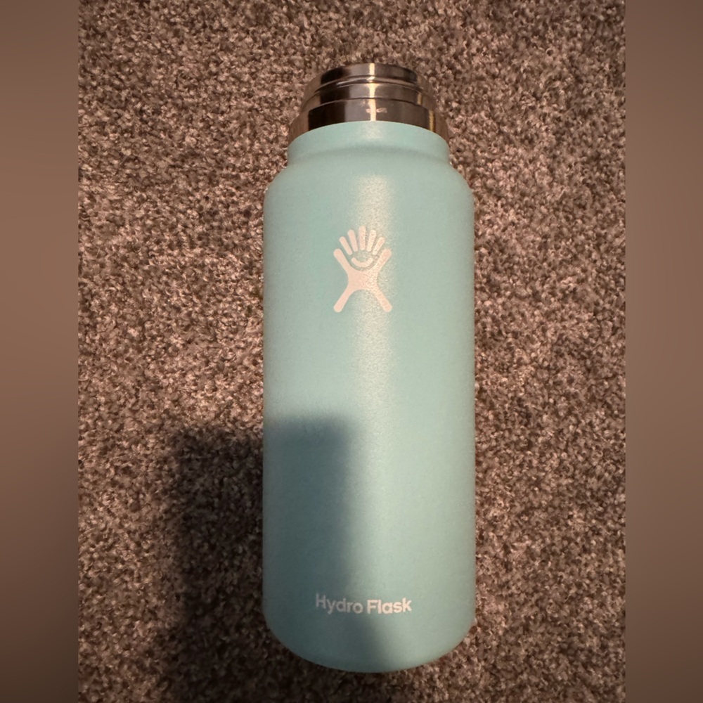HYDRO FLASK 32oz